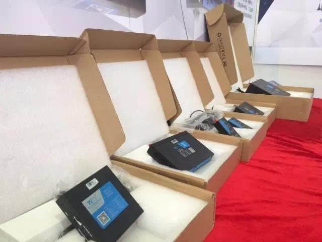 工業(yè)無(wú)線路由器